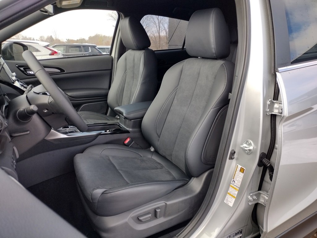 New 2026 Mitsubishi Eclipse Cross Black Edition image 6