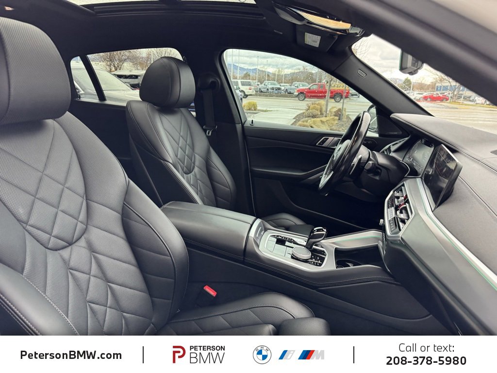 Used 2023 BMW X6 xDrive40i w/ M Sport Package image 19