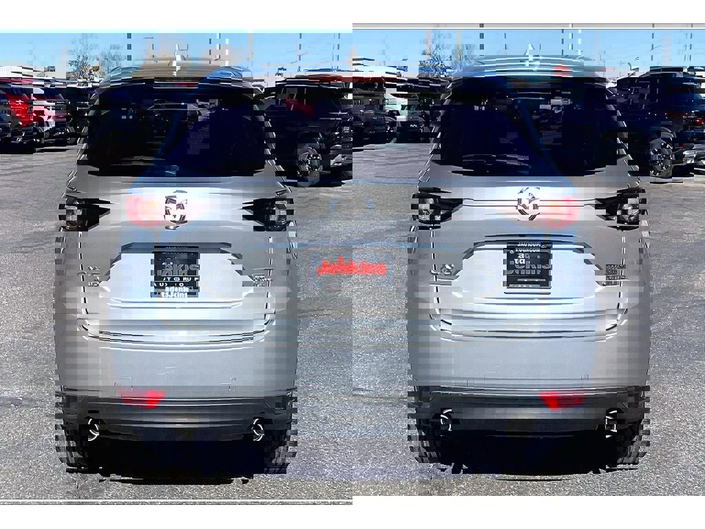 Used 2021 MAZDA CX-5 Touring image 4