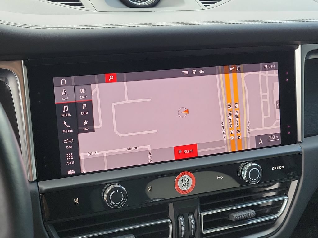 Certified 2024 Porsche Macan GTS AWD/4WD image 31