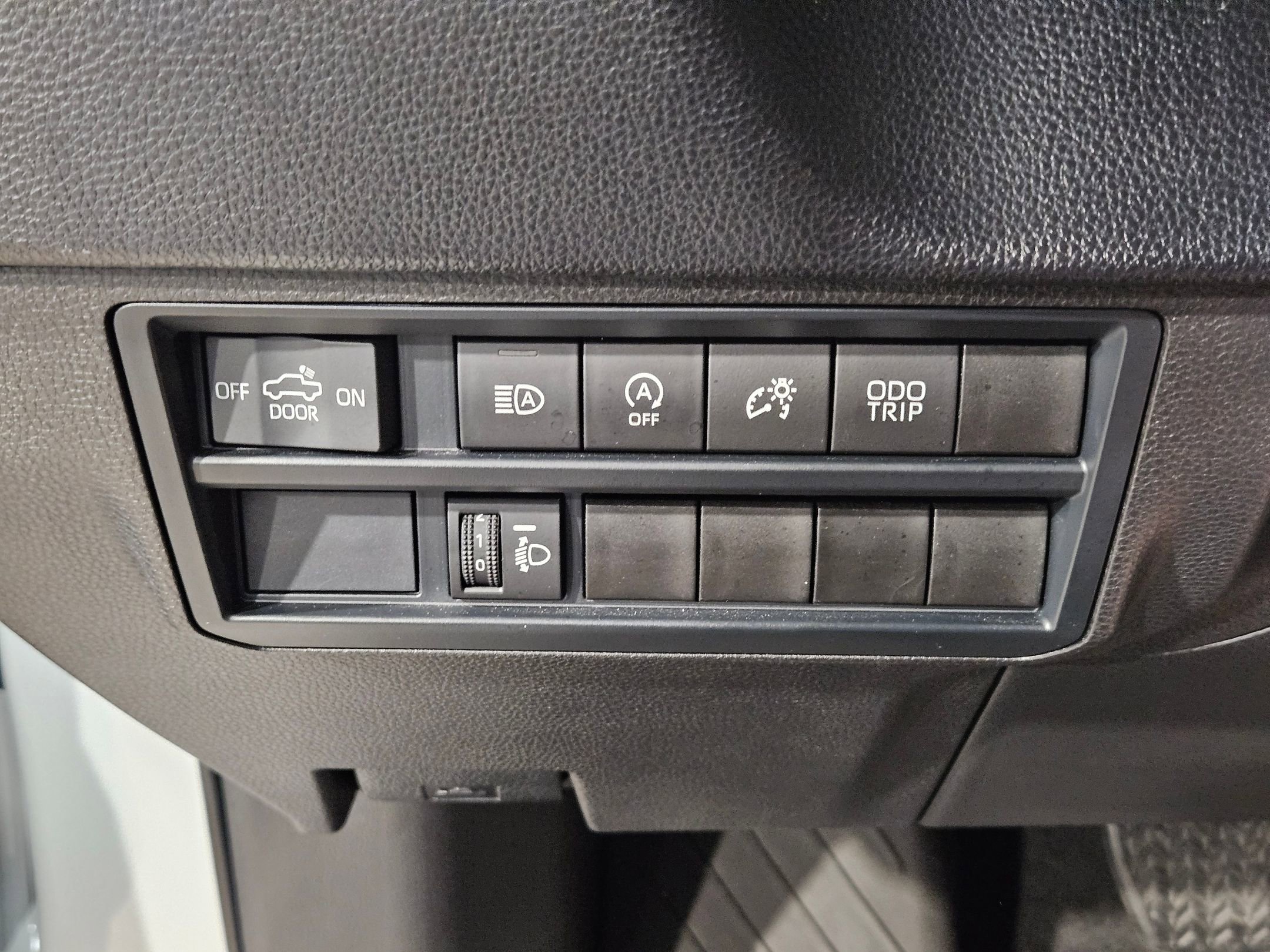 Used 2025 Toyota Tundra SR5 AWD/4WD image 24