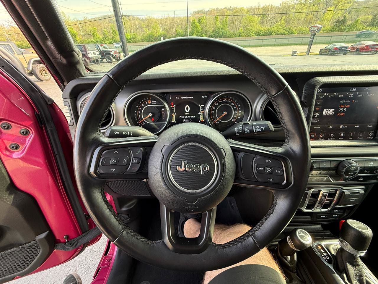 Used 2022 Jeep Wrangler Unlimited Sport w/ Sun And Sound Package AWD/4WD image 15