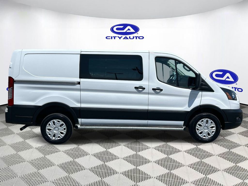 Used 2024 Ford Transit 250 Low Roof w/ Exterior Upgrade Package RWD image 2