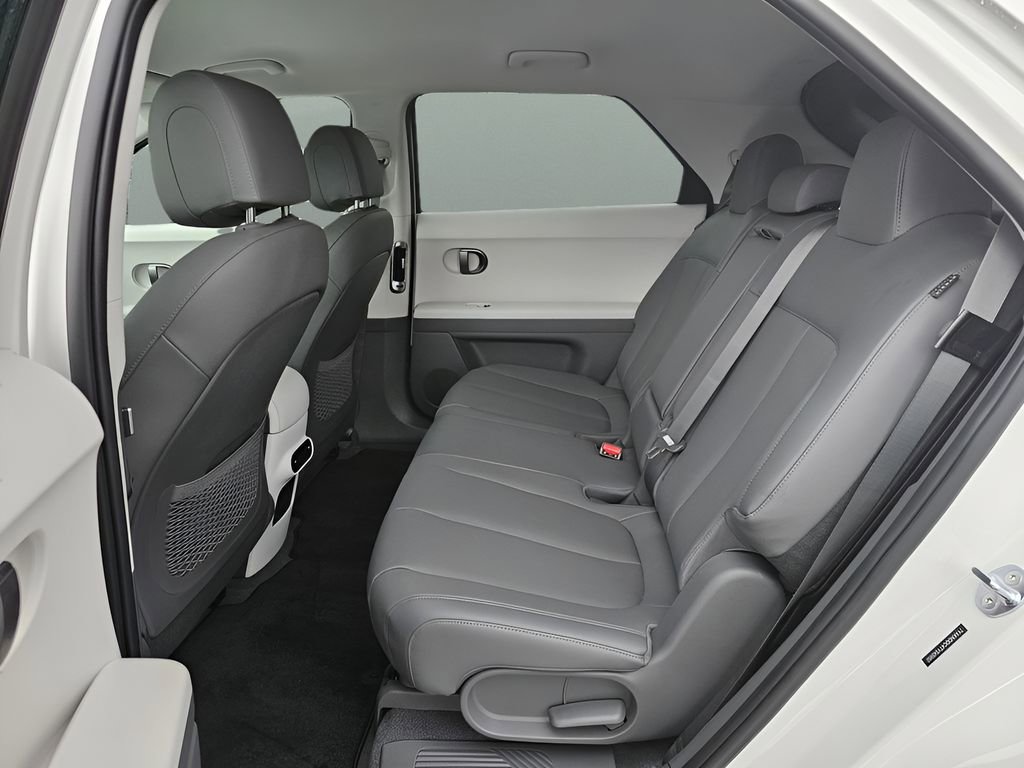 Used 2026 Hyundai Ioniq 5 SEL AWD/4WD image 13