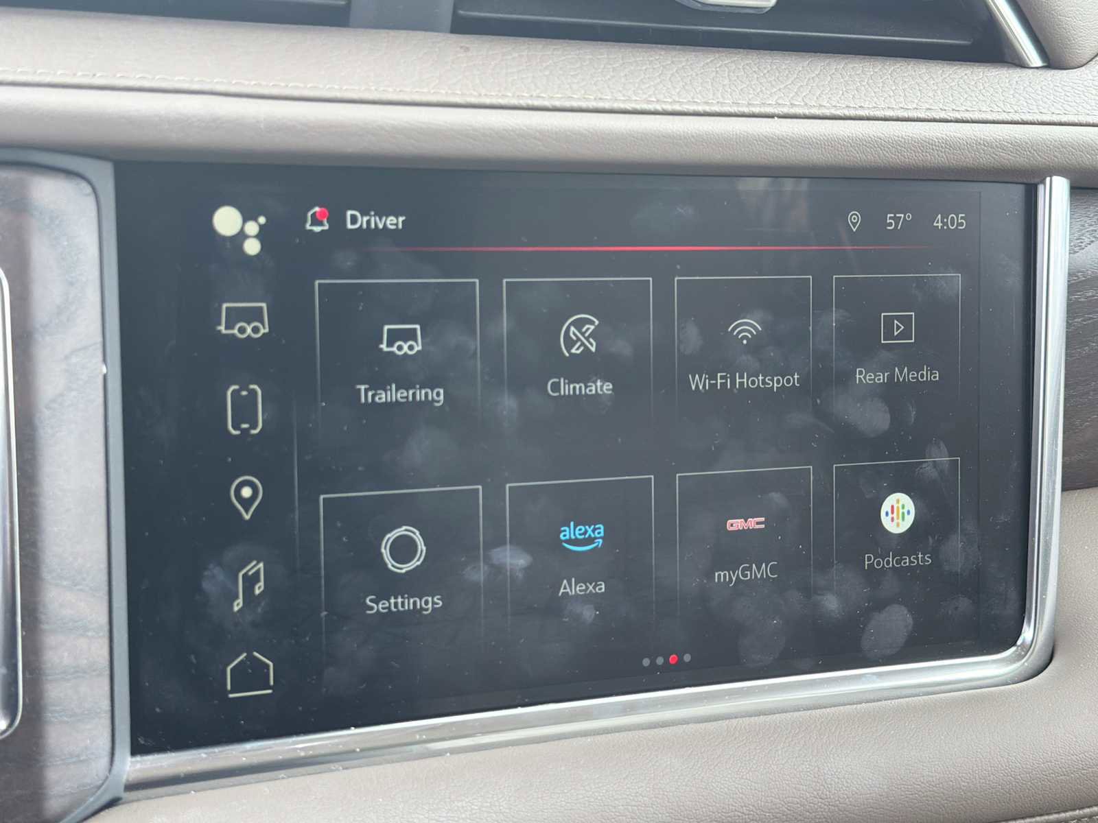 Used 2024 GMC Yukon Denali w/ Denali Reserve Package image 7