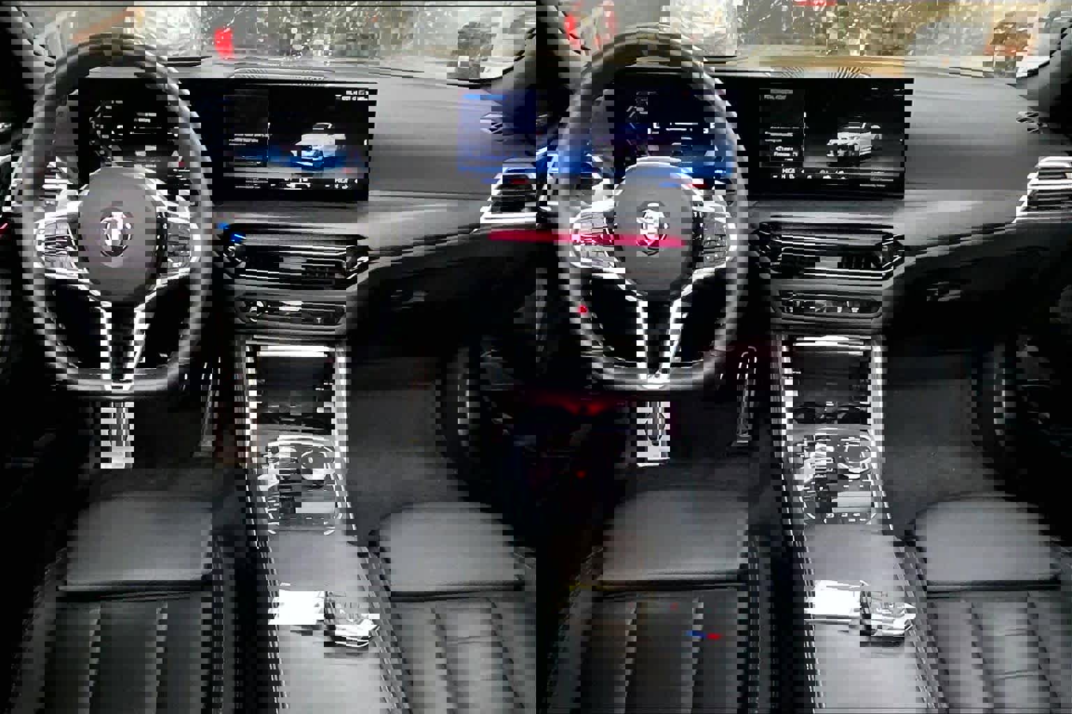 Certified 2025 BMW M440i Convertible w/ Premium Package image 18