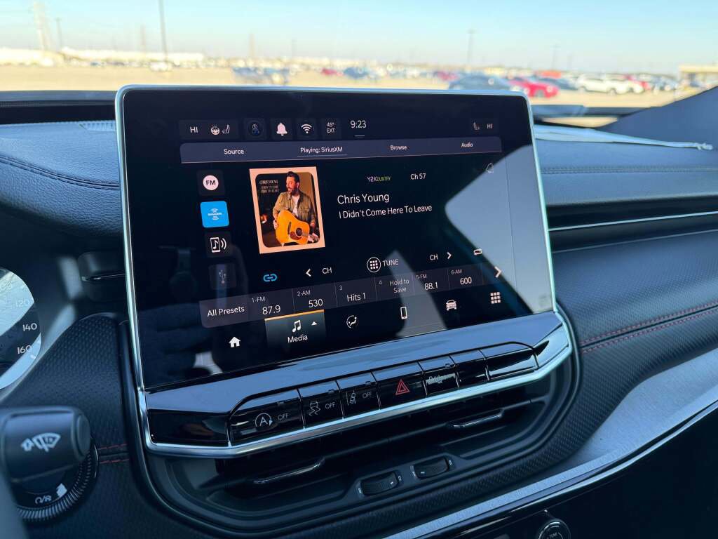 New 2026 Jeep Compass Trailhawk image 29