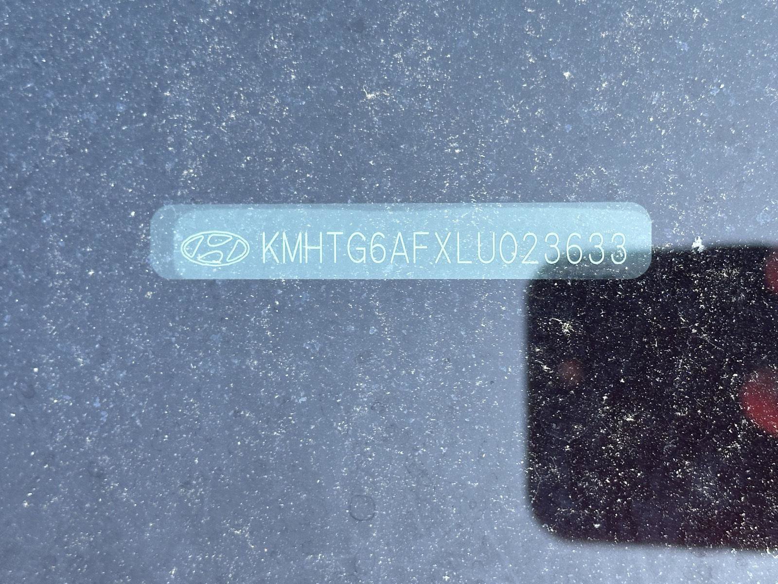 Used 2020 Hyundai Veloster 2.0 Premium image 14