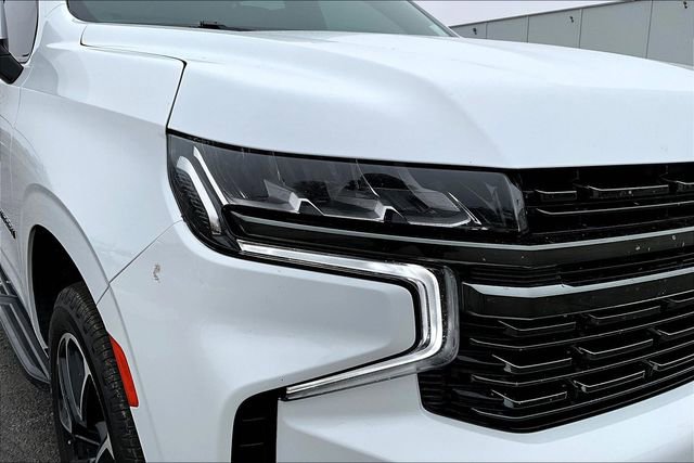 Used 2022 Chevrolet Suburban RST w/ Luxury Package image 33