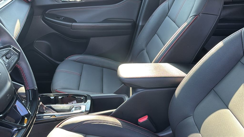 Used 2025 Chevrolet TrailBlazer RS w/ Convenience Package image 24