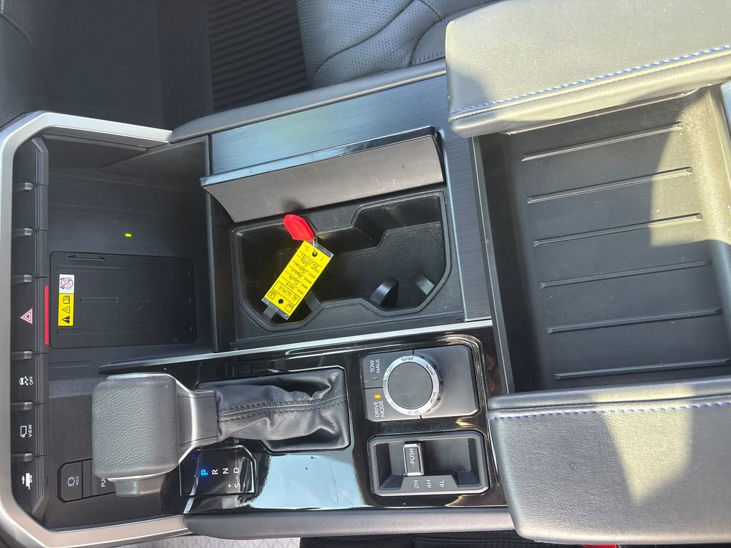 Used 2024 Toyota Sequoia Platinum image 29