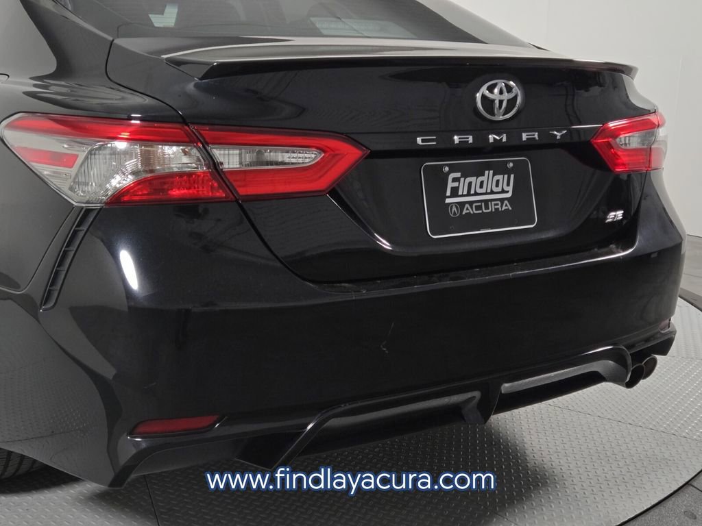 Used 2018 Toyota Camry SE image 7