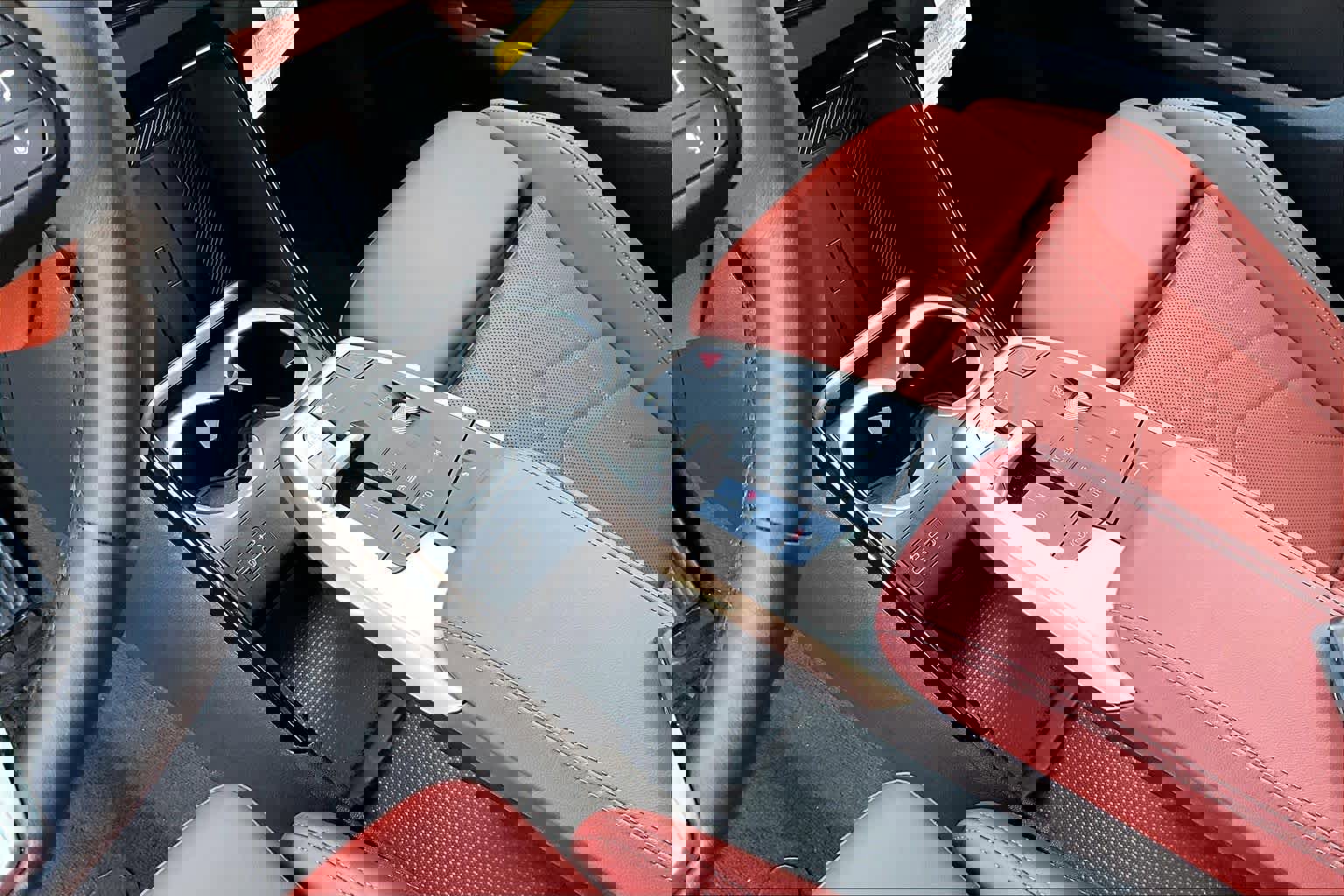 Used 2026 BMW X2 xDrive28i w/ Technology Package image 16