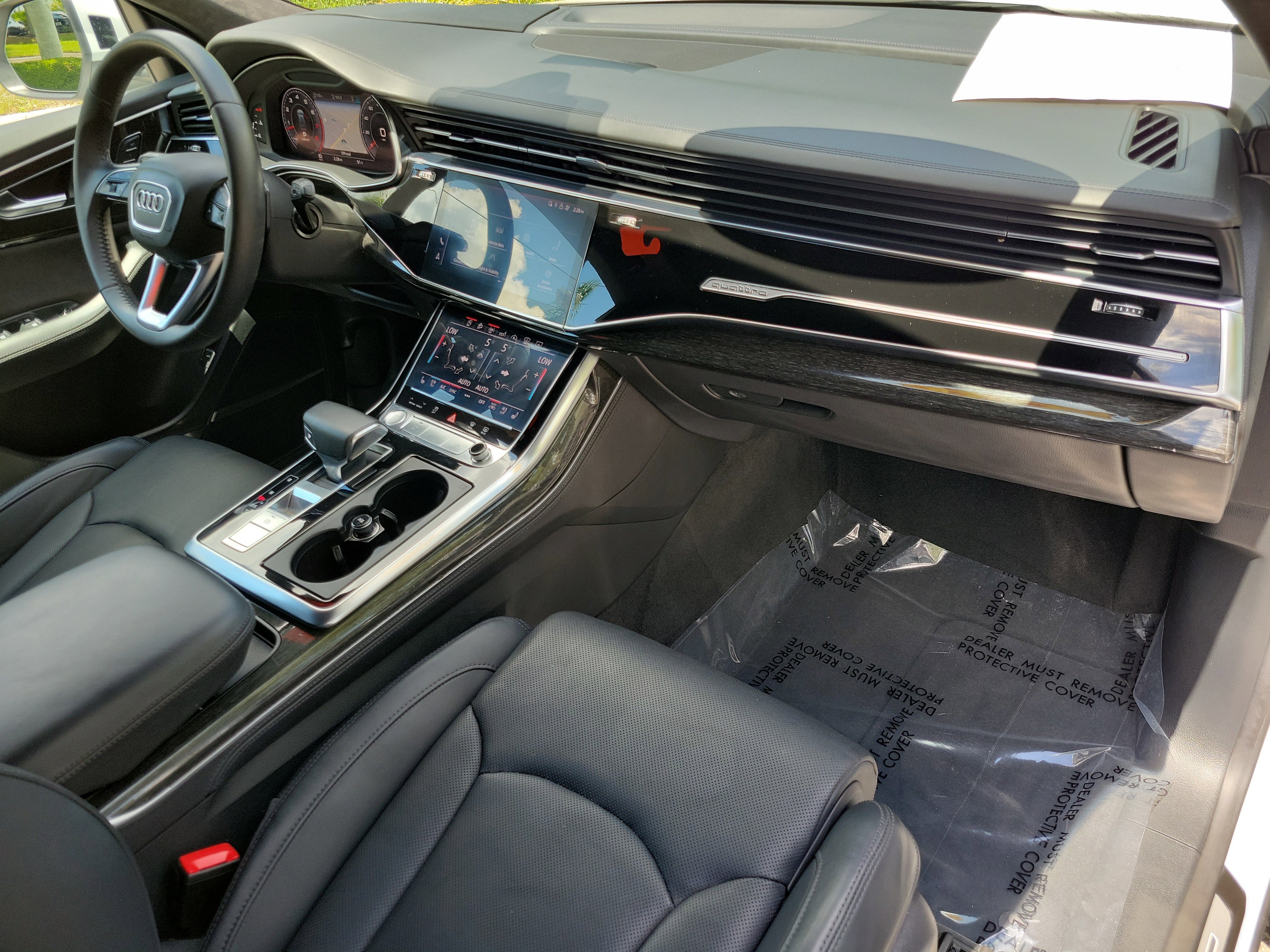 Used 2019 Audi Q8 Prestige w/ Luxury Package AWD/4WD image 11