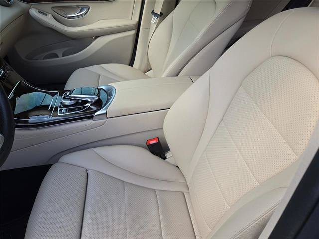 Used 2016 Mercedes-Benz GLC 300 4MATIC image 15