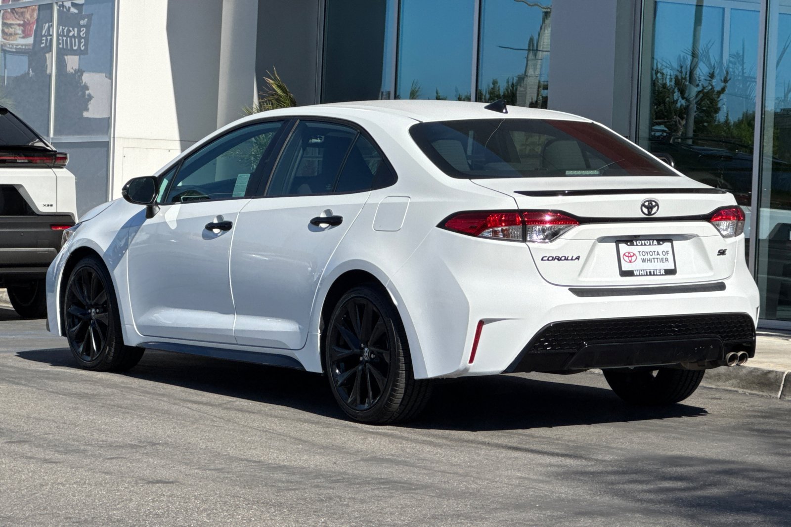 Certified 2021 Toyota Corolla SE w/ Carpet Mat Package (TMS) FWD image 8