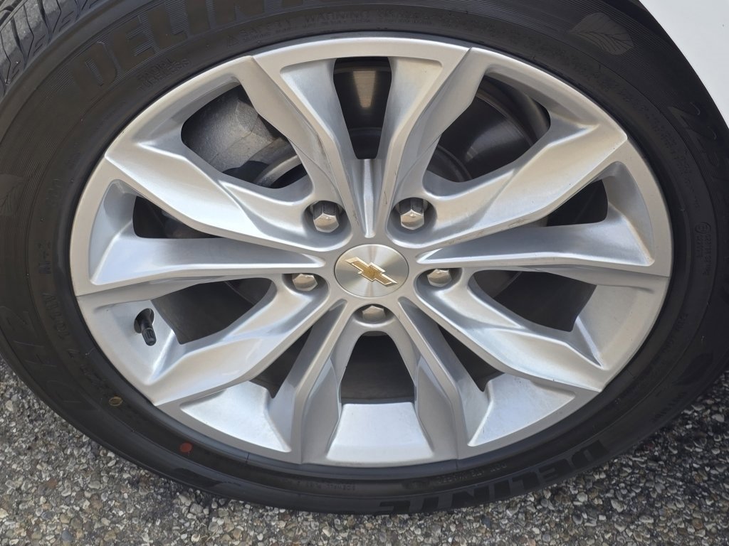 Used 2024 Chevrolet Malibu LT image 33