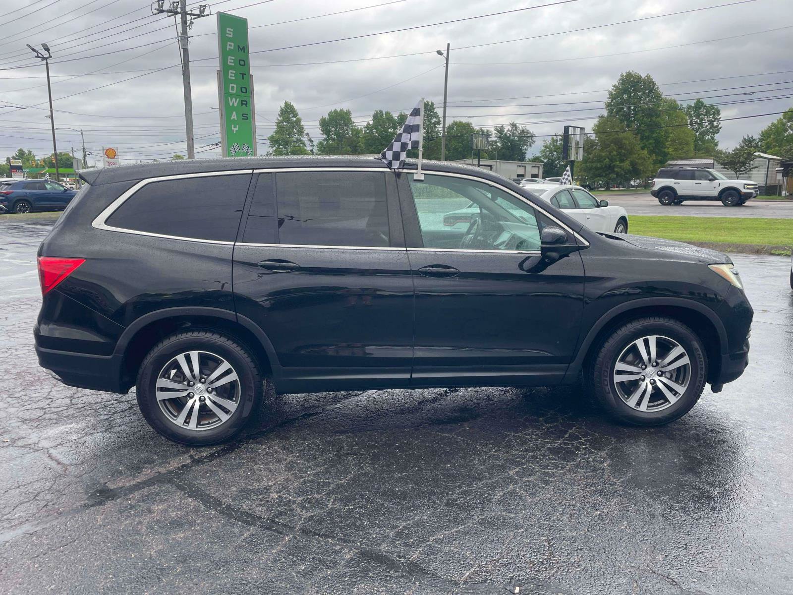 Used 2017 Honda Pilot EX-L image 9