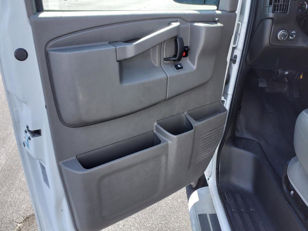 Used 2022 Chevrolet Express 2500 w/ Driver Convenience Package image 14