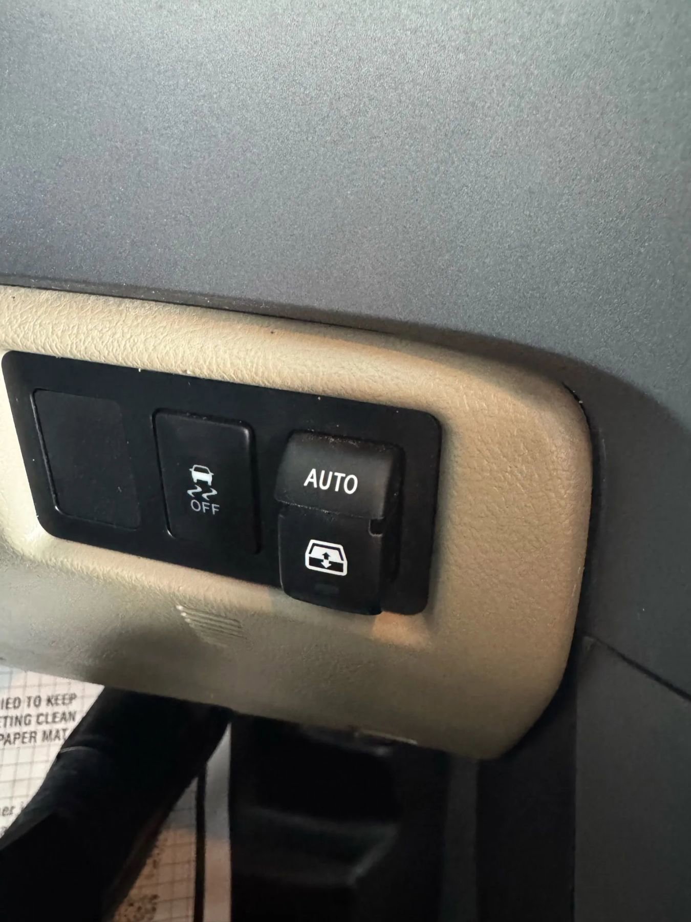 Used 2012 Toyota Sequoia Platinum image 22