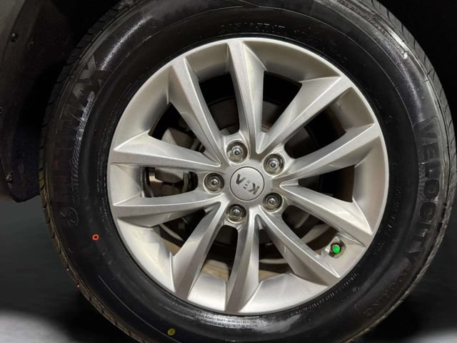 Used 2018 Kia Sorento FWD V6 w/ LX V6 Convenience Package image 32
