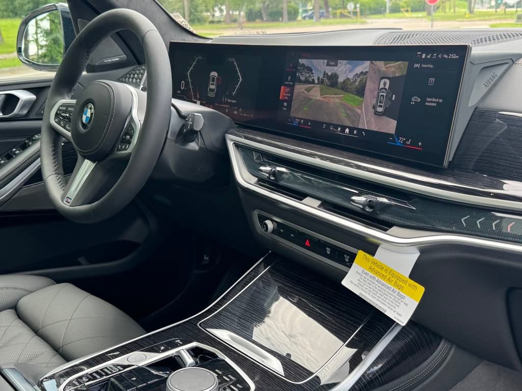New 2026 BMW X7 xDrive40i w/ M Sport Package image 21