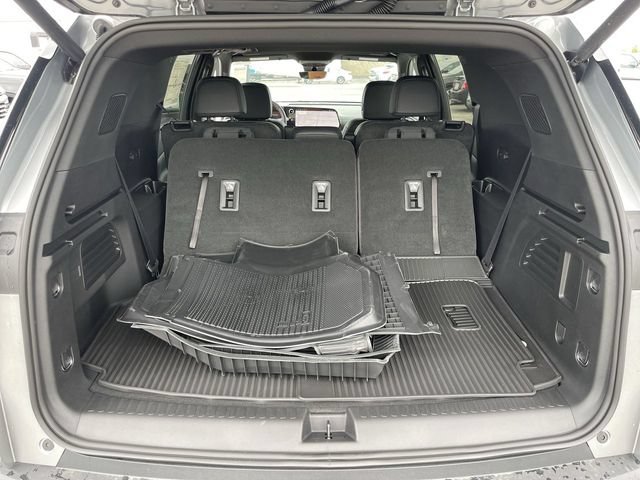 New 2027 Chevrolet Traverse Z71 w/ Driver Confidence Package AWD/4WD image 24