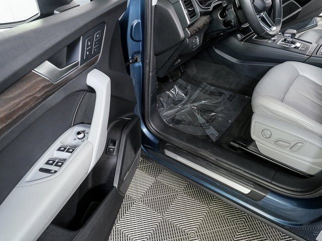 Used 2018 Audi Q5 2.0T Premium Plus w/ Premium Plus Package image 8