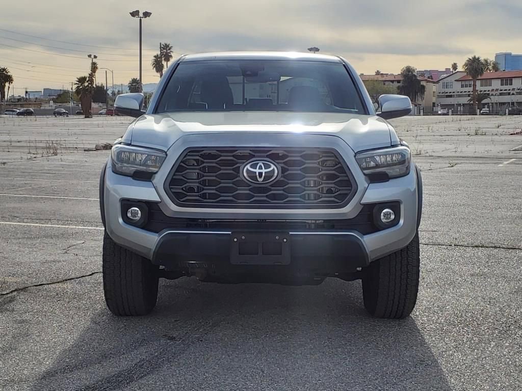Used 2022 Toyota Tacoma TRD Off-Road image 3