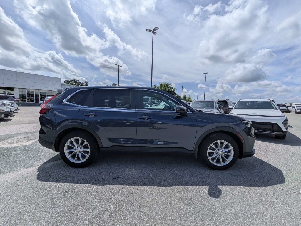 Used 2024 Honda CR-V EX image 2