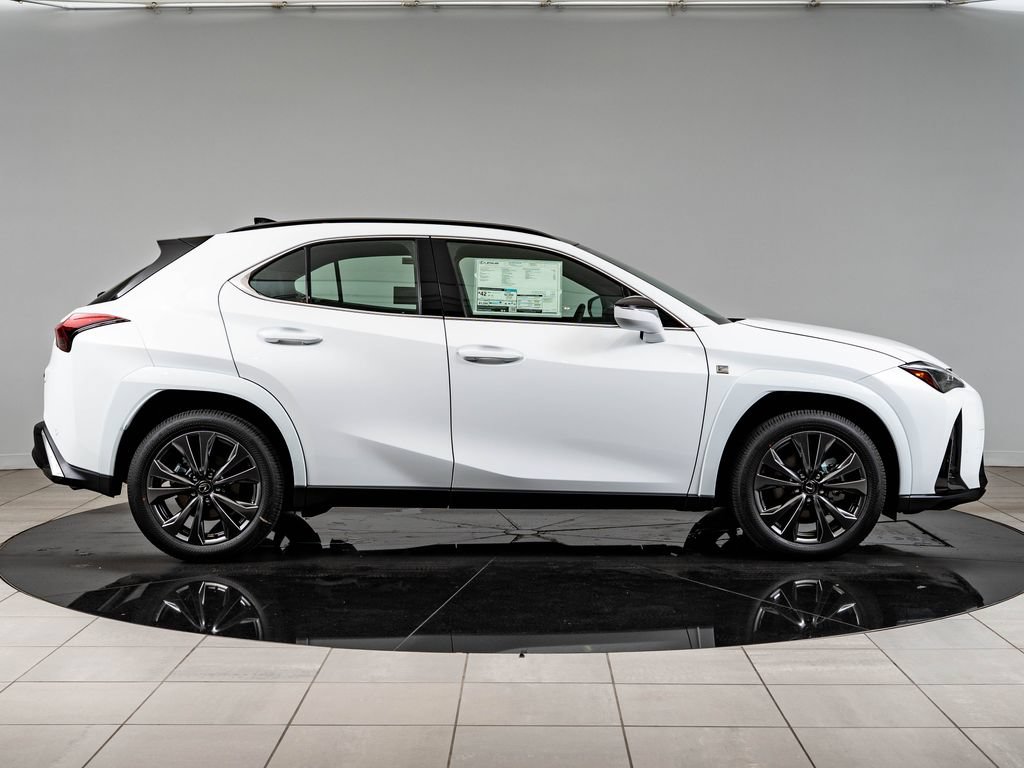 New 2026 Lexus UX 300h AWD image 11
