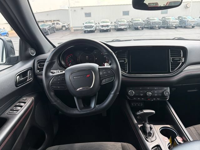 Used 2025 Dodge Durango GT AWD/4WD image 16
