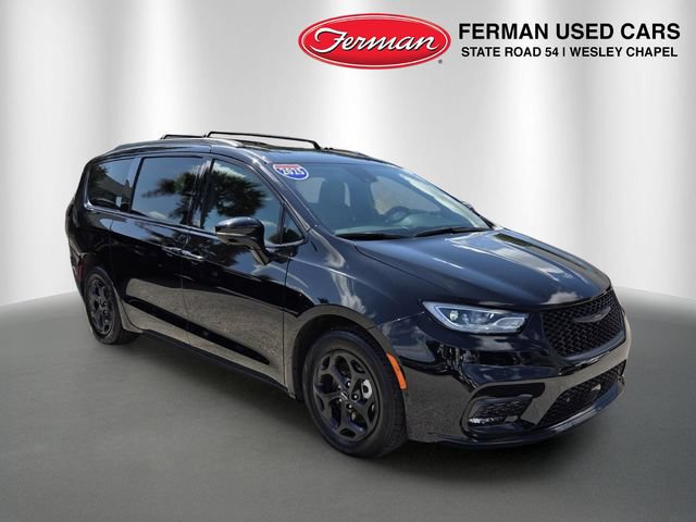 Certified 2025 Chrysler Pacifica Premium