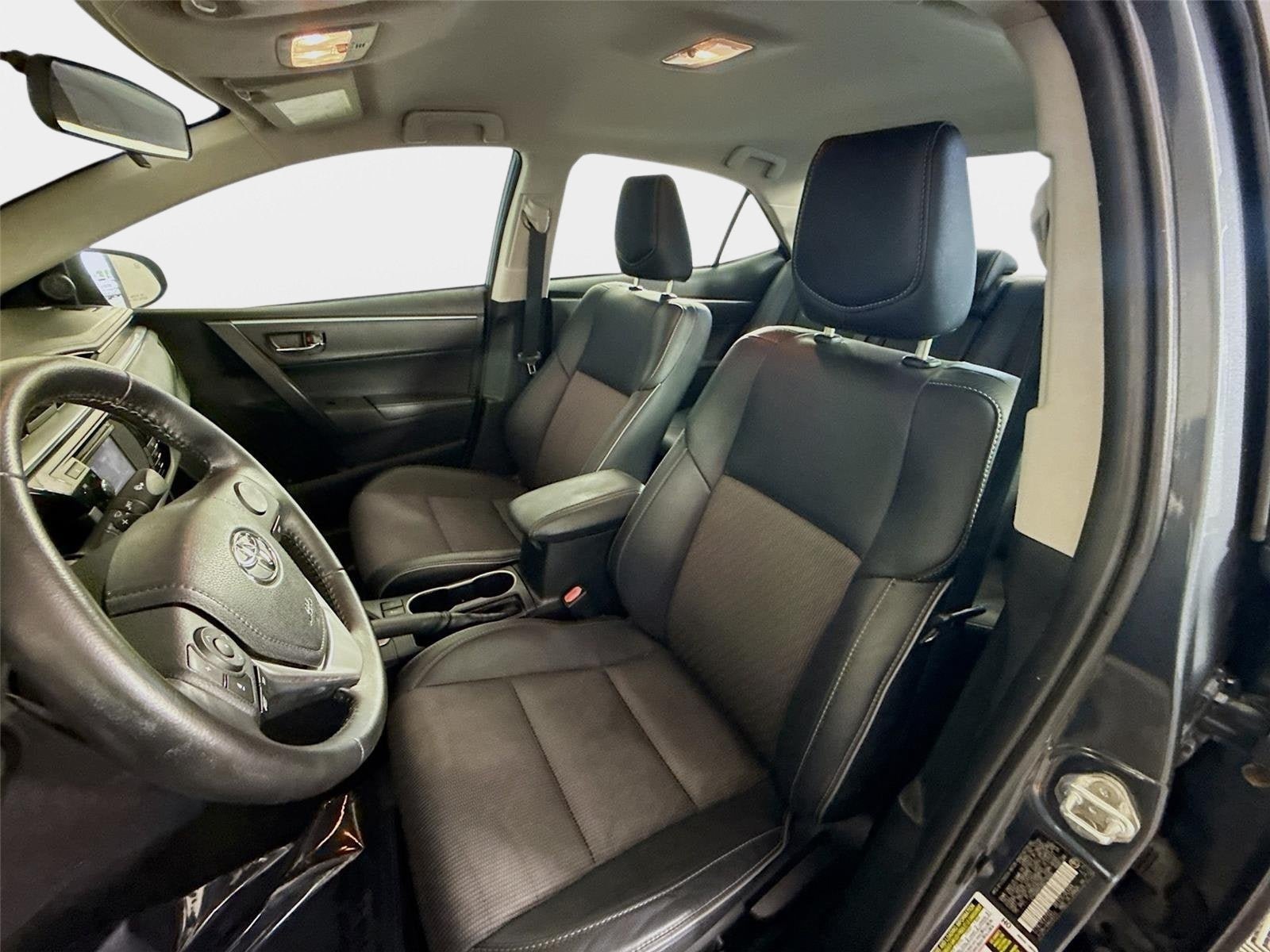 Used 2016 Toyota Corolla S FWD image 11