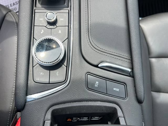 Used 2024 Cadillac XT5 Premium Luxury w/ LPO, Floor Liner Package AWD/4WD image 35