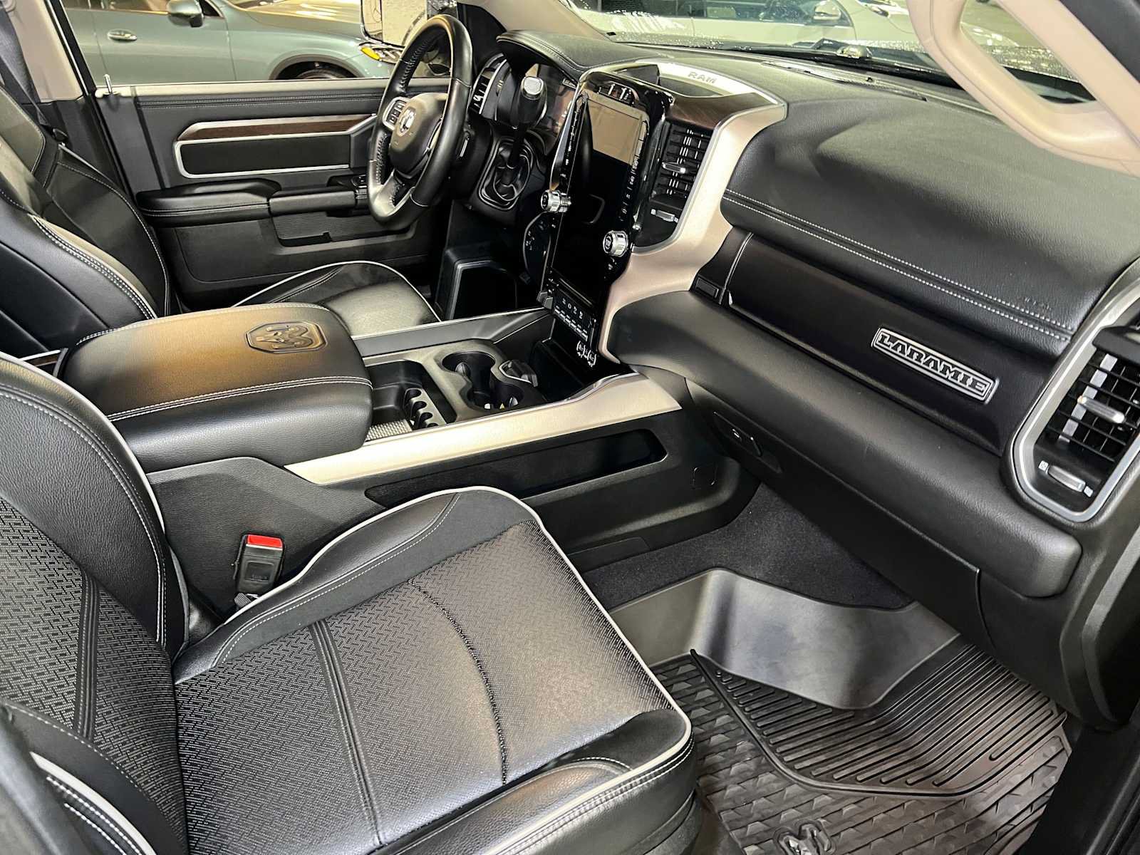 Used 2022 RAM 2500 Laramie AWD/4WD image 13