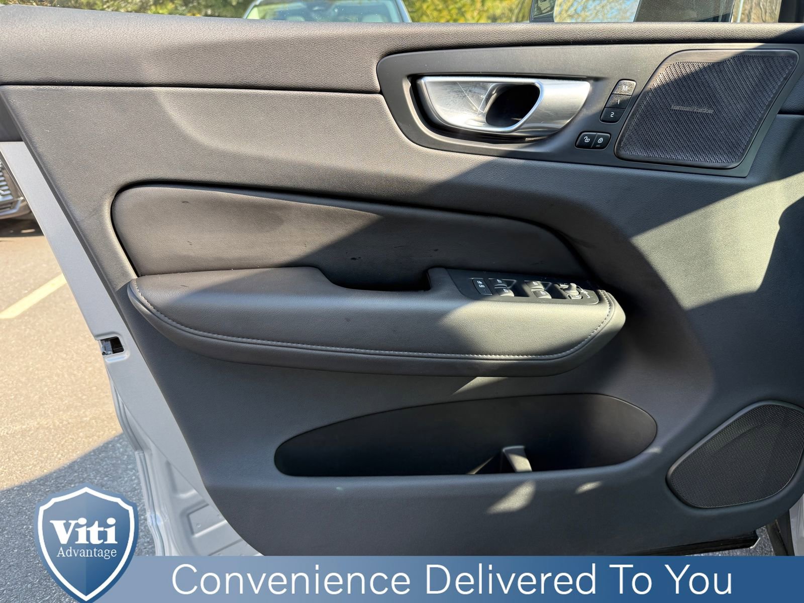 Certified 2023 Volvo XC60 B5 Plus w/ Climate Package AWD/4WD image 16