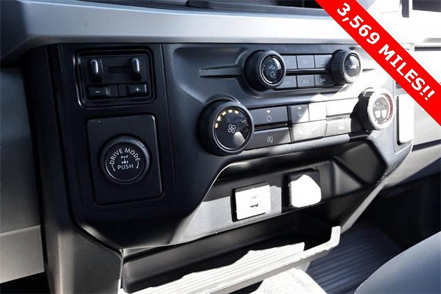 Used 2023 Ford F250 XL w/ XL Chrome Package image 60