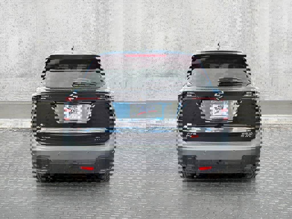 New 2025 Nissan Kicks SR image 8