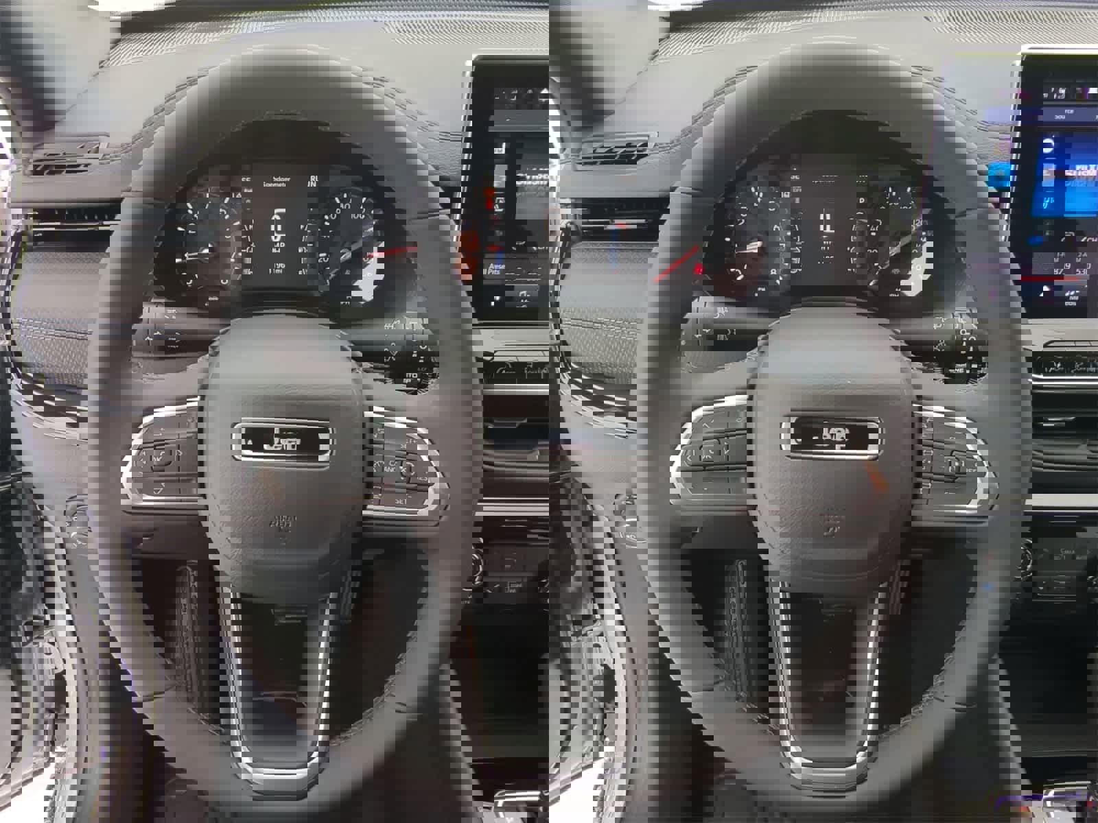 Used 2026 Jeep Compass Latitude w/ Quick Order Package 29K image 29