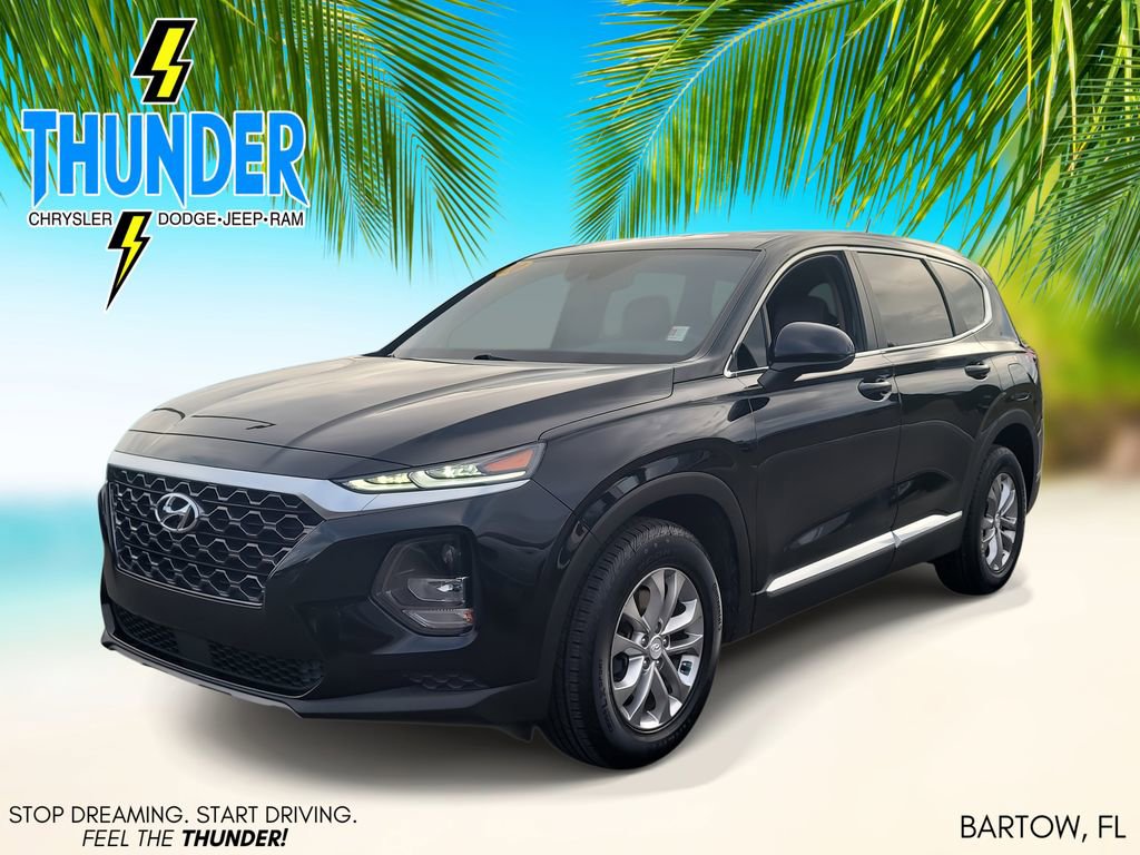 Used 2020 Hyundai Santa Fe SE image 2