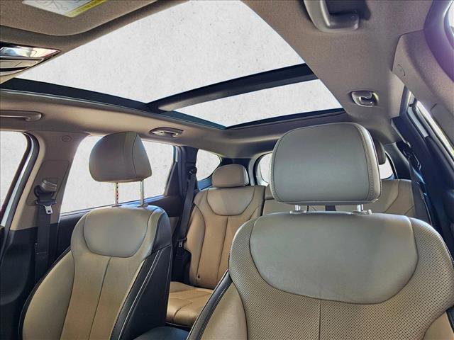 Used 2023 Hyundai Santa Fe Limited image 16