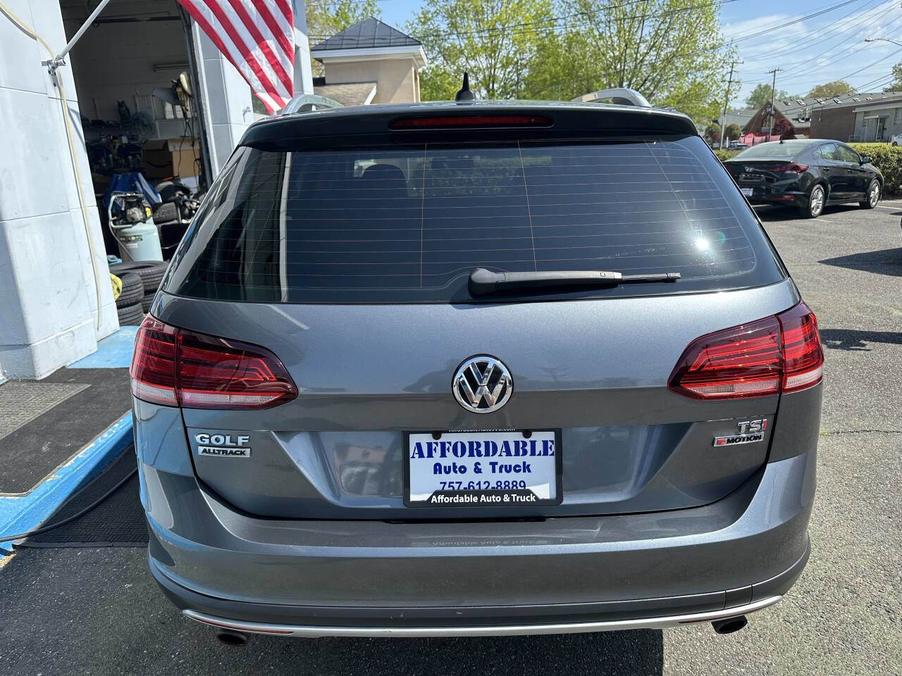 Used 2018 Volkswagen Golf Alltrack SE AWD/4WD image 10