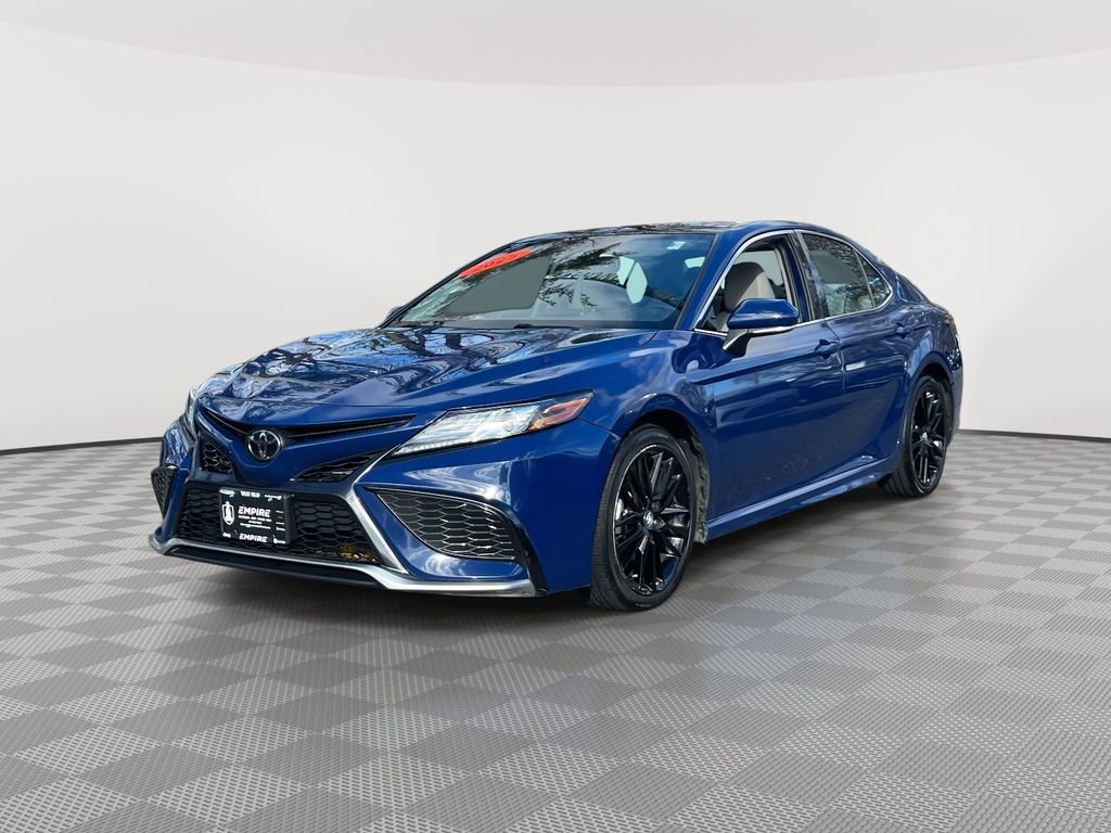 Used 2023 Toyota Camry XSE image 2