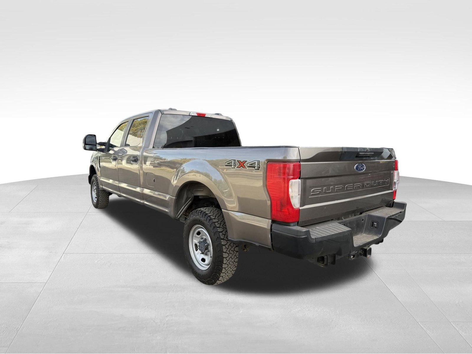 Used 2022 Ford F350 XL w/ Power Equipment Group AWD/4WD image 5