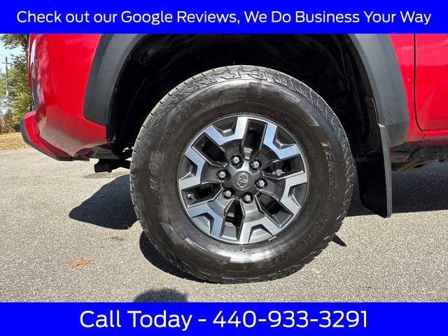Used 2017 Toyota Tacoma TRD Off-Road image 25