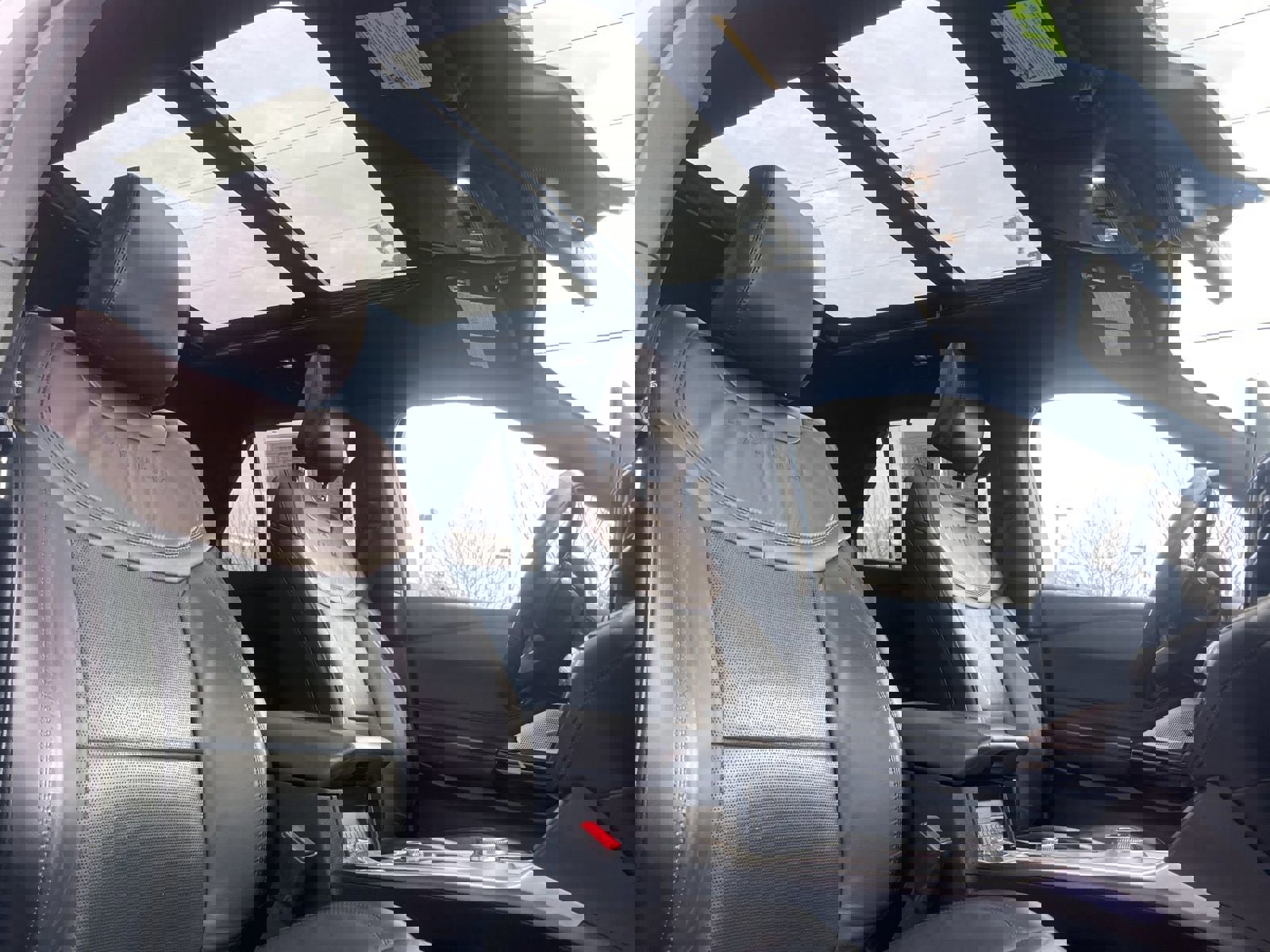 Used 2021 Ford Explorer Platinum w/ Equipment Group 601A AWD/4WD image 15