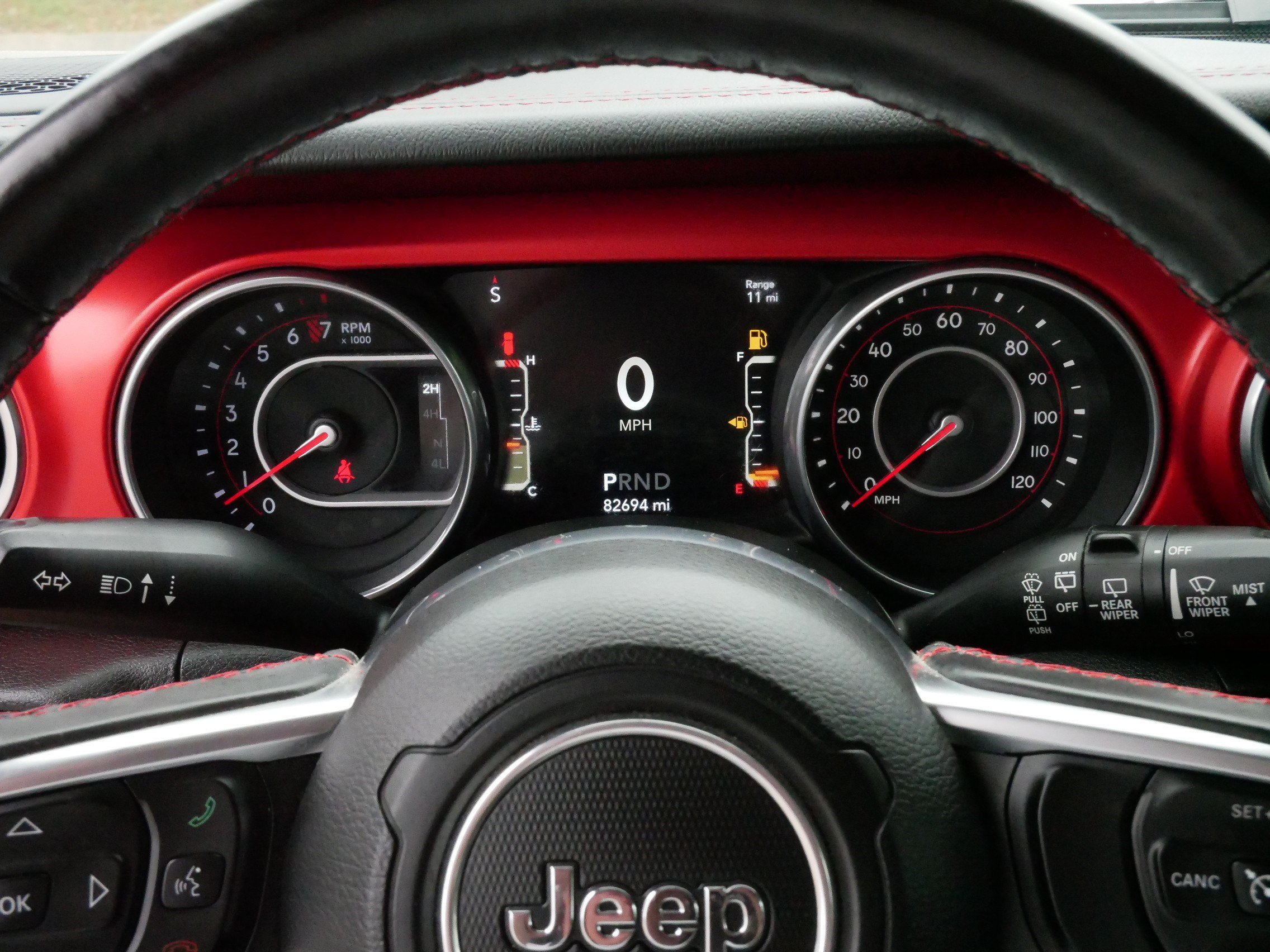 Used 2018 Jeep Wrangler Unlimited Rubicon w/ Dual Top Group AWD/4WD image 21