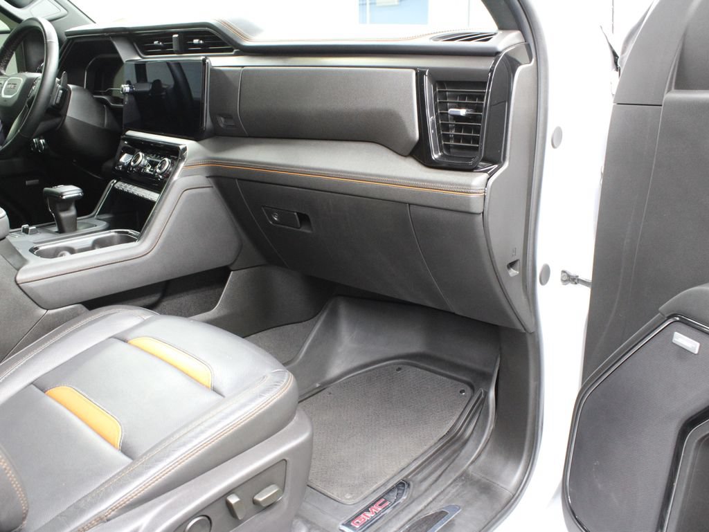 Used 2024 GMC Sierra 1500 AT4 AWD/4WD image 39