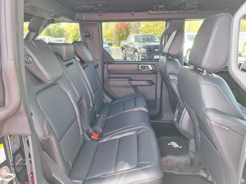New 2025 Ford Bronco Outer Banks image 18